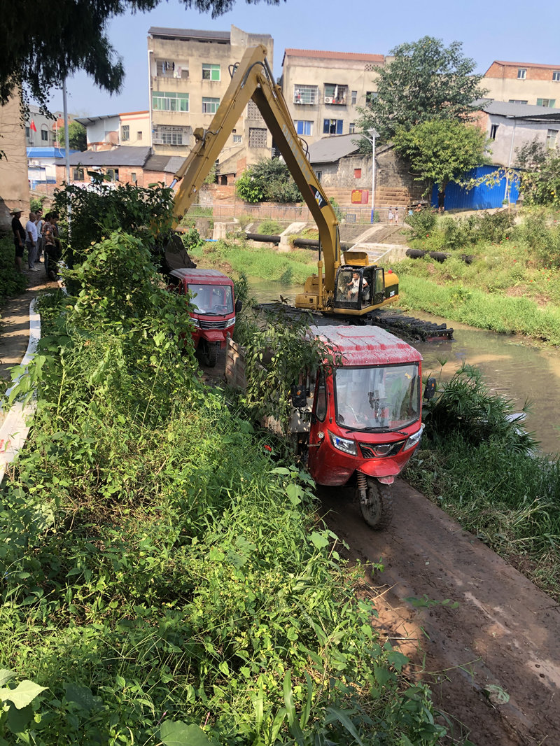 水上挖掘機(jī)出租