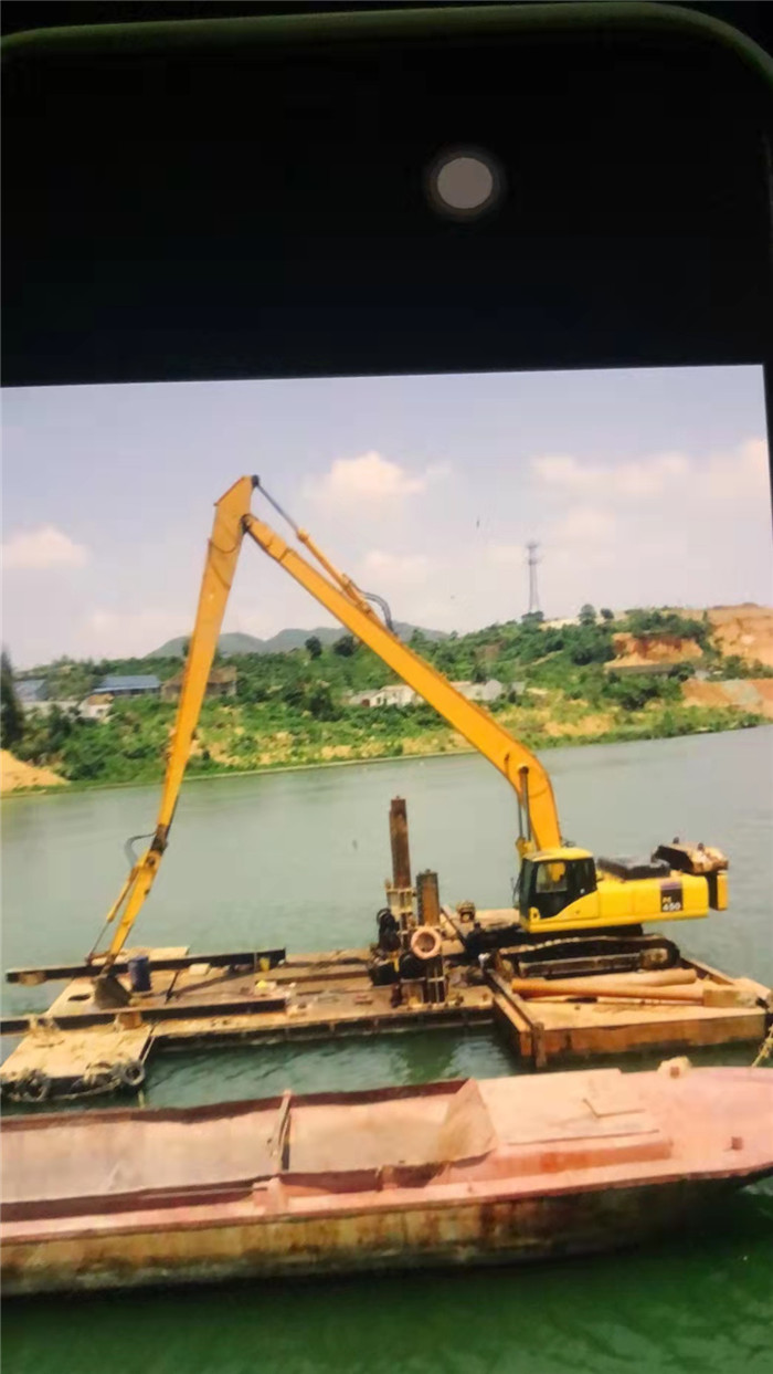水上挖掘機(jī)租賃價(jià)格